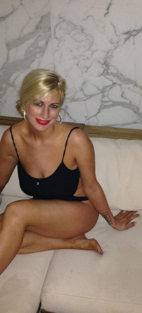 25P Women Need Exposure 908 - Lactating Blonde