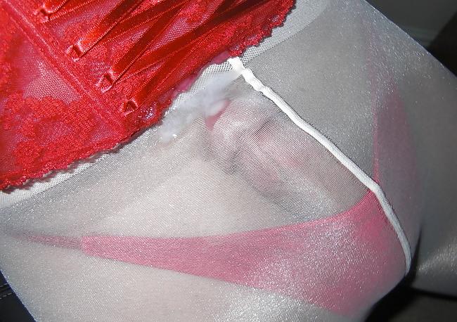25P Red Fish Nets