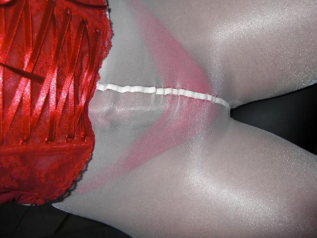 25P Red Fish Nets