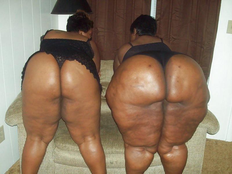 19P Big Black Butts o culos Grandes 
