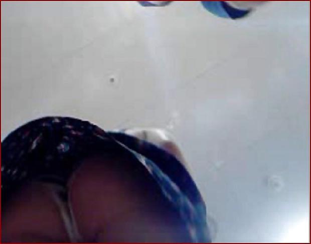 22P Uuuhh teen with amazing long hair and beautiful long legs!