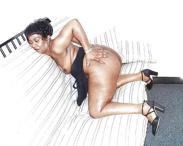 25P Black Mom .