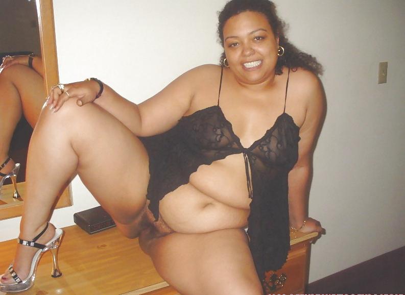 10P Black Moms, MILF, Wife or GFs that turn me on