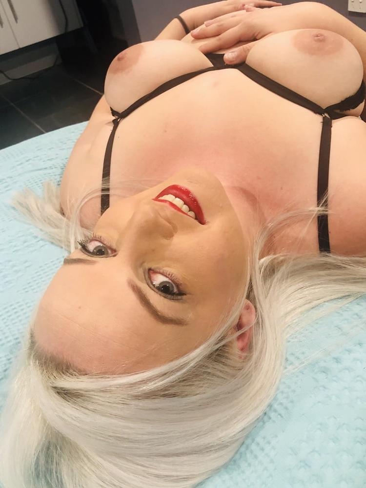25P WORKING WITH X VIDEOS AND X VIDEOS RED  VIDEO PICS