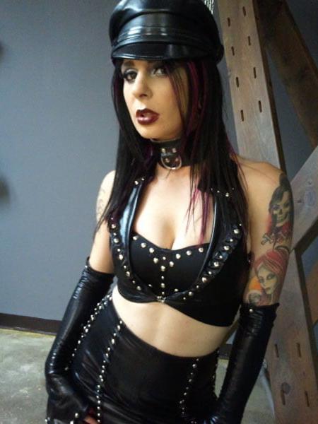 25P Porn actresses dressed in fetish clothes 7