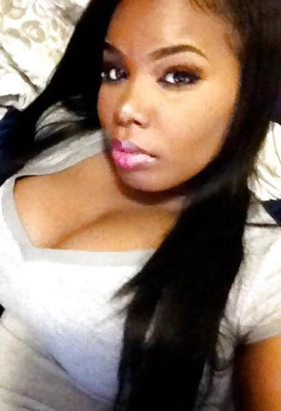 25P More Cleavage Babes From MeetMeMatch