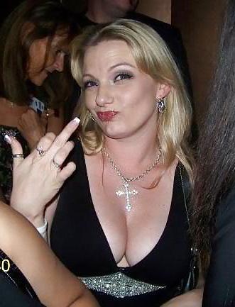 25P More Cleavage Babes From MeetMeMatch