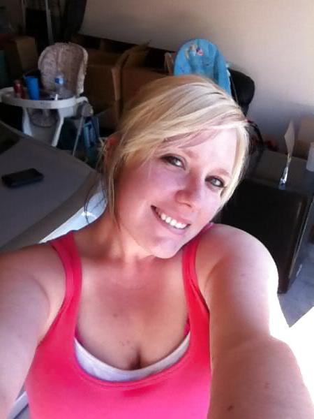 25P More Cleavage Babes From MeetMeMatch