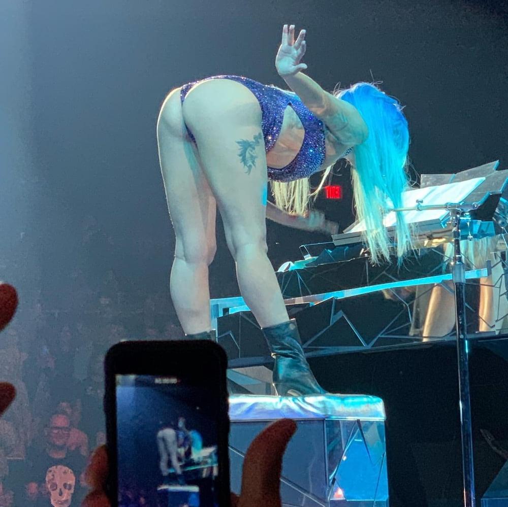 25P Lady Gaga's ASS