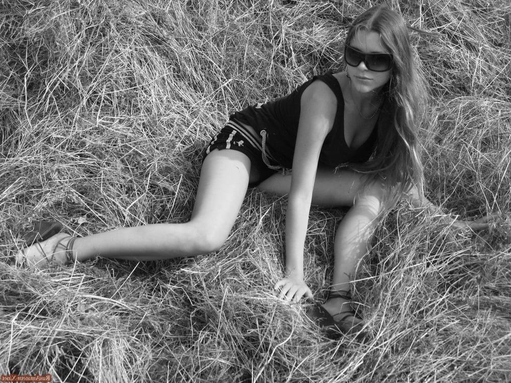 25P Young russian brunette lady PHOTO SET#3