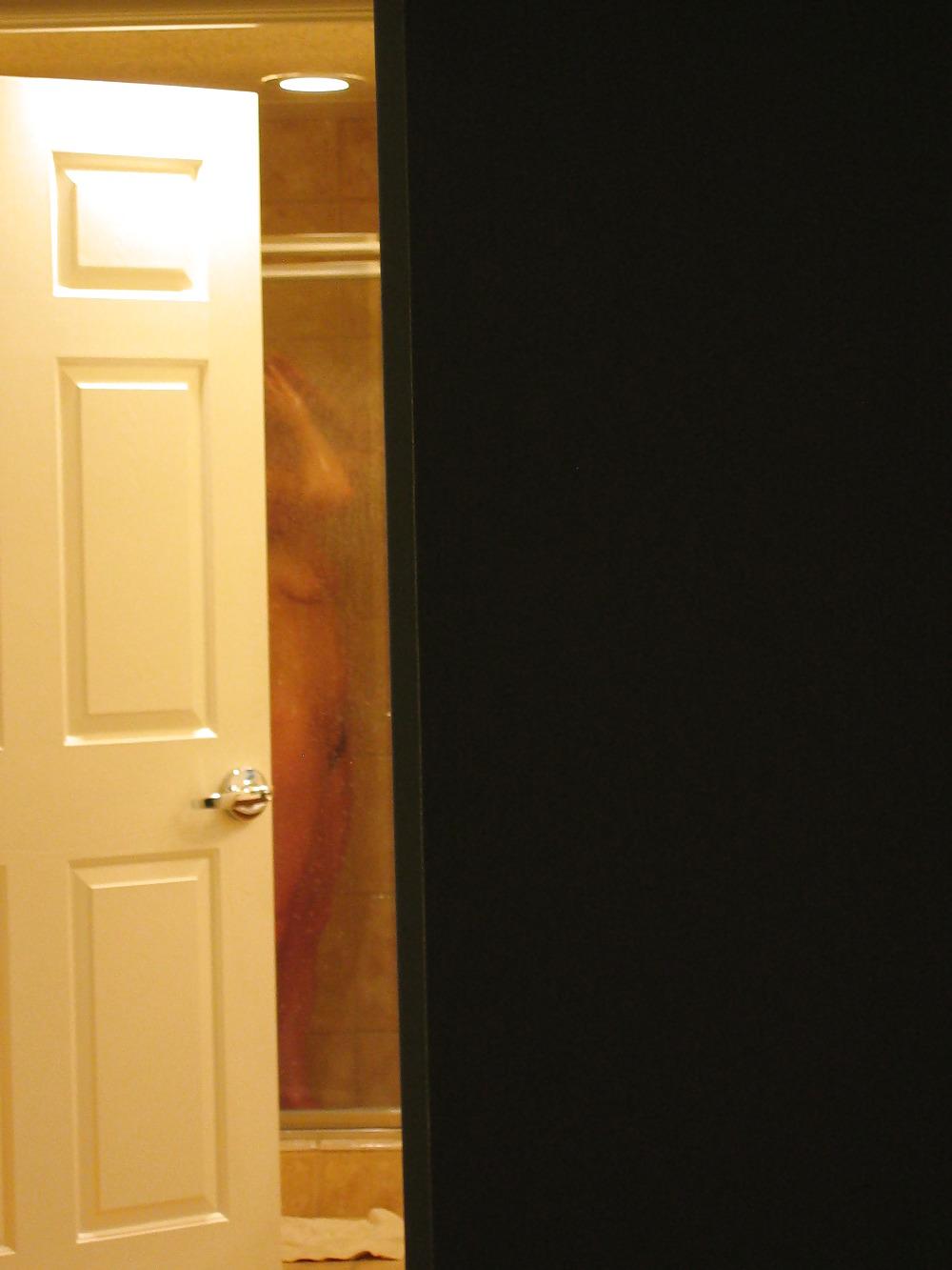 11P Hidden shower