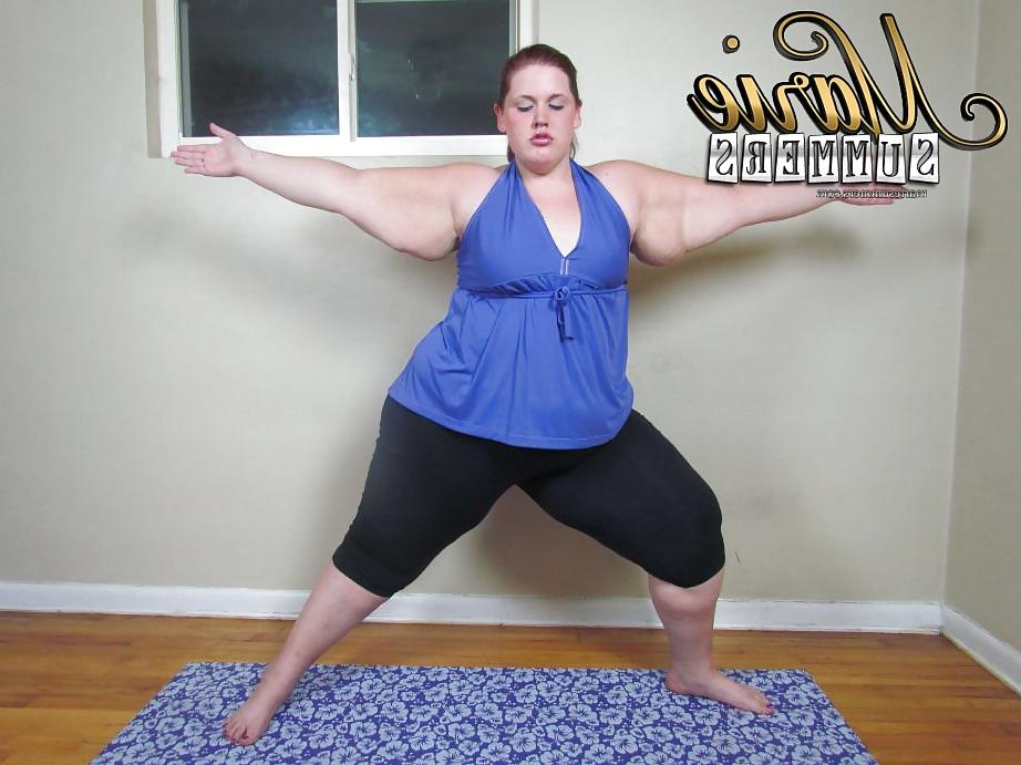 5P BBW Marie Summers Yoga