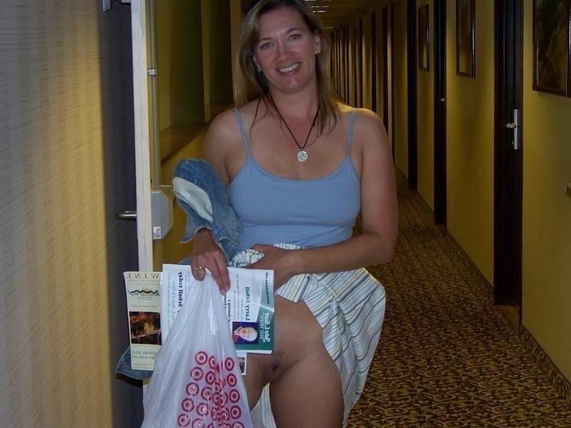22P Gorgeous Mature Ladies 3