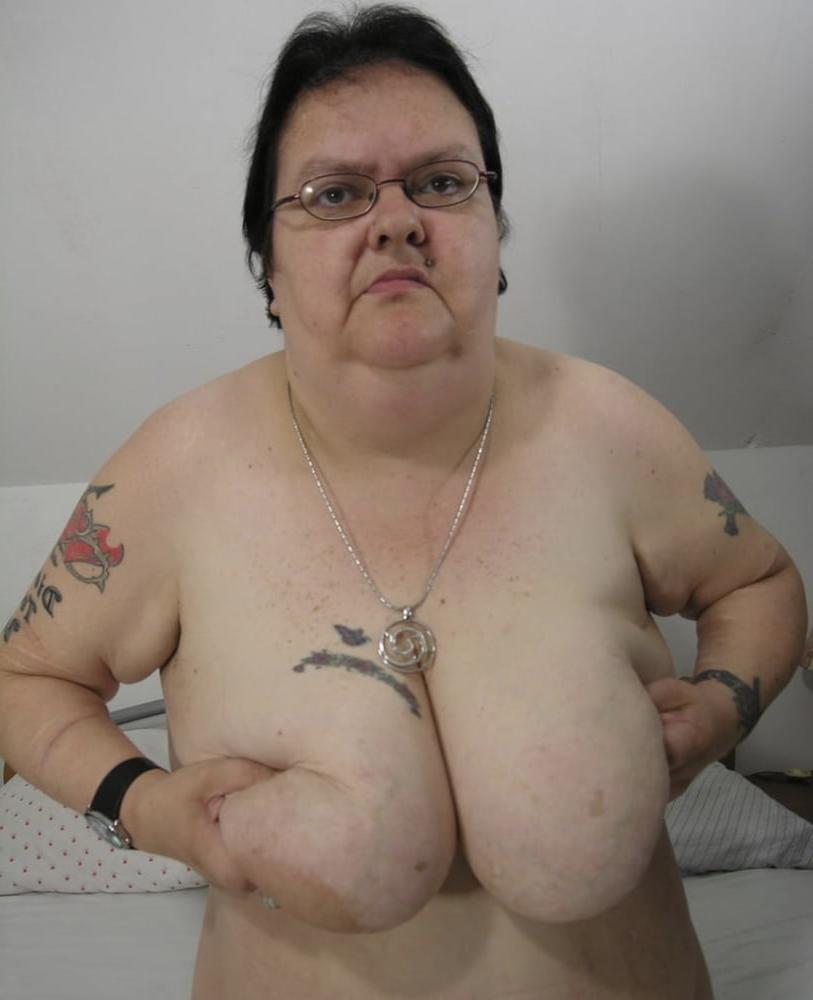 6P Nasty bbw granny