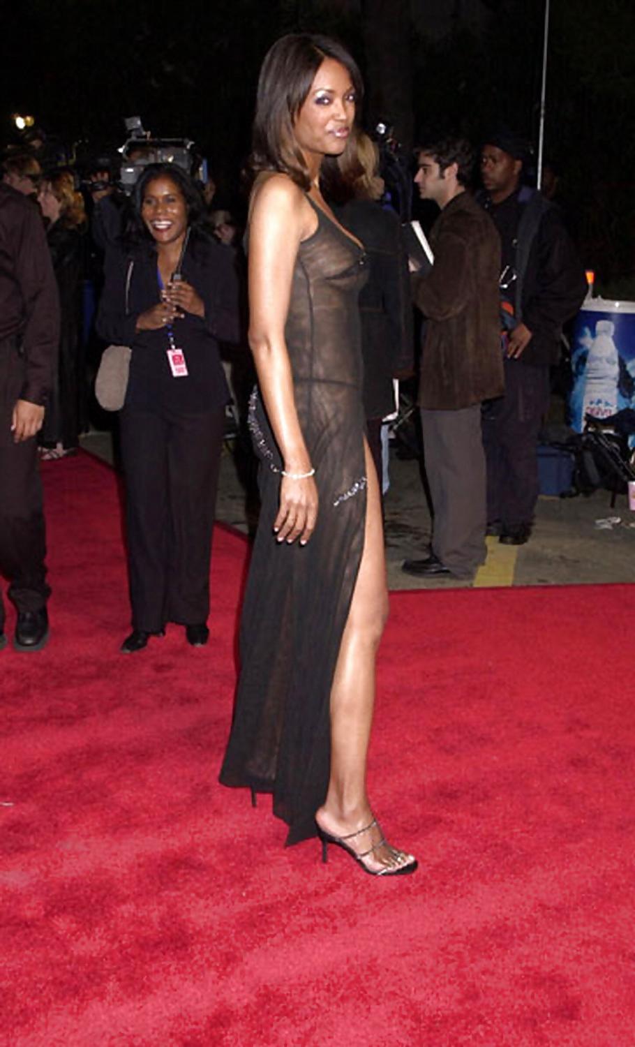 25P Aisha Tyler Ultimate Ebony Collection