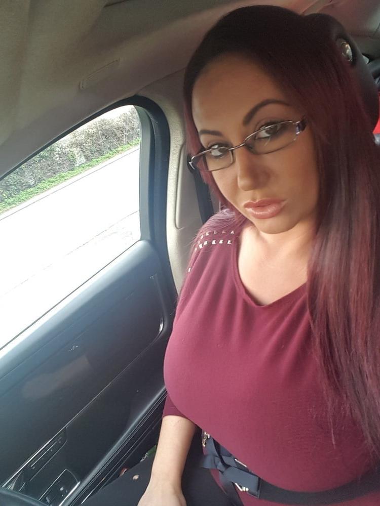 25P Emma butt