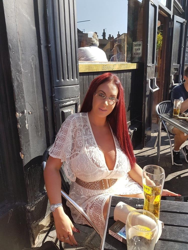 25P Emma butt