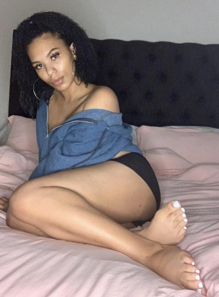 25P sexy BLACK toes and soles pt9