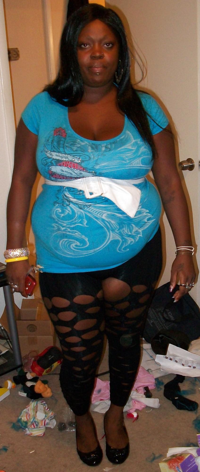 14P Busty & Big Ebony Girl