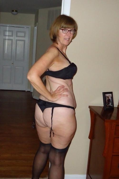 20P Granny Lingerie 7