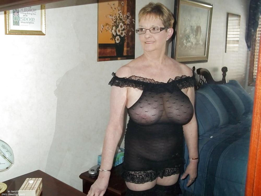 20P Granny Lingerie 7
