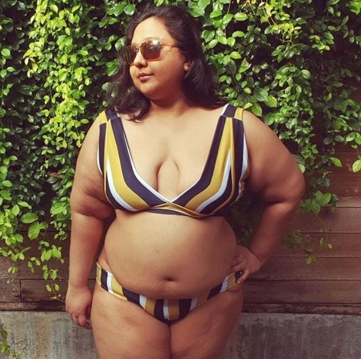 16P BBw mix 830 (In bikini)