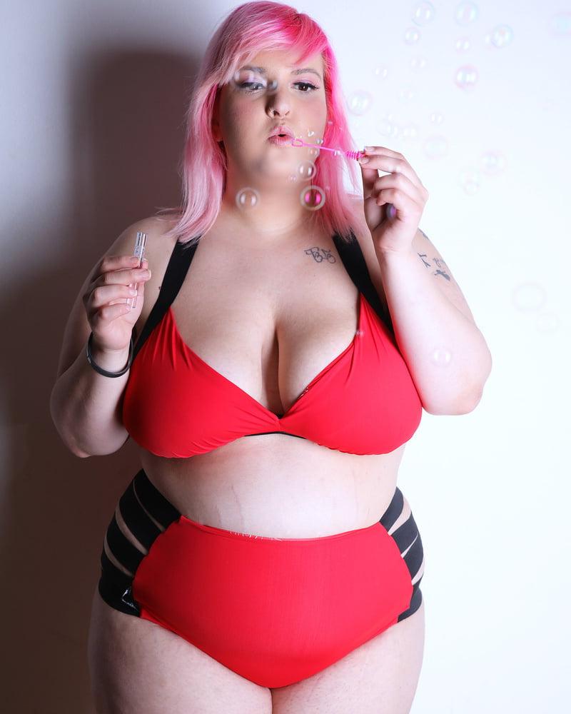 16P BBw mix 830 (In bikini)