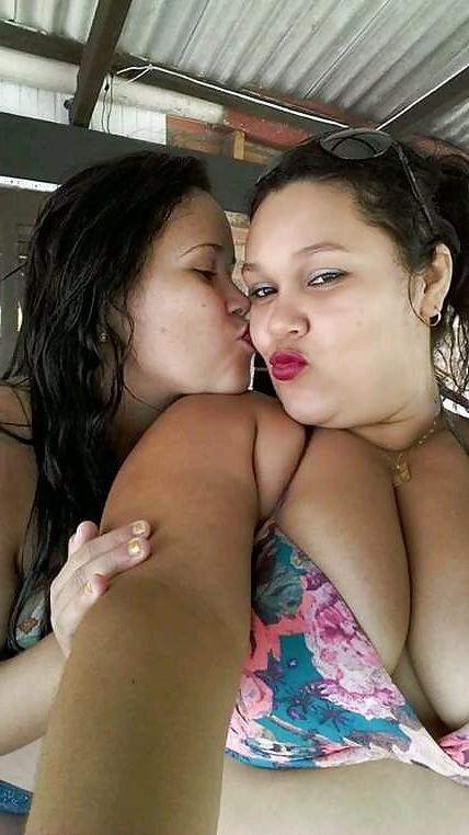 16P Bbw mix 905 (Young women in bikini)