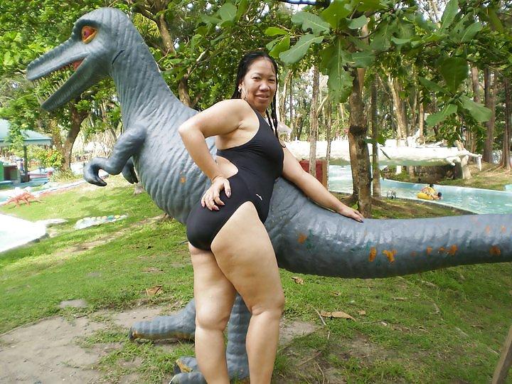 9P Non nude Thunder thighs of  Elder Cousin