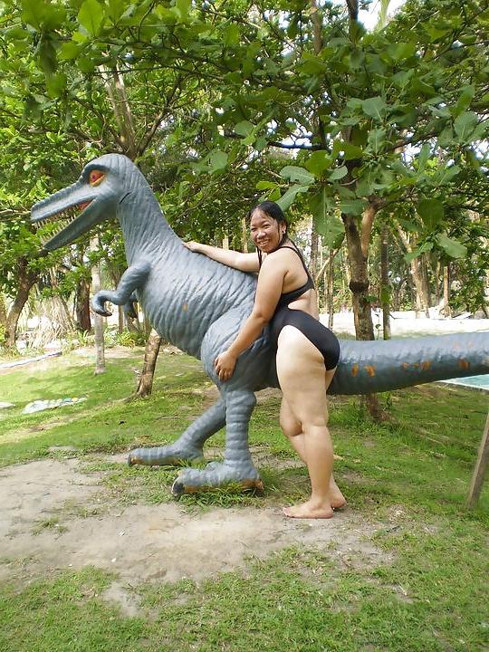 9P Non nude Thunder thighs of  Elder Cousin