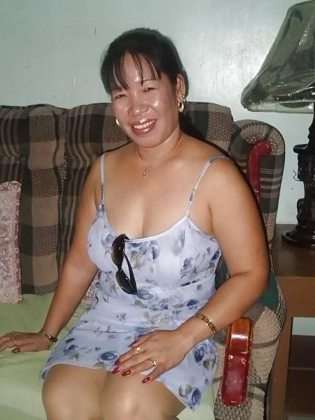 9P Non nude Thunder thighs of  Elder Cousin