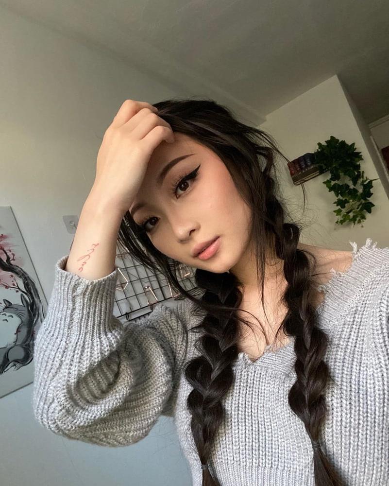 25P Insta Babe 33
