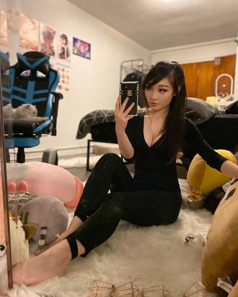 25P Insta Babe 33