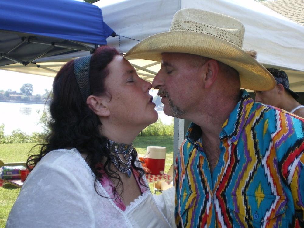 25P 26. Redneck BBW Newlyweds in Maryland