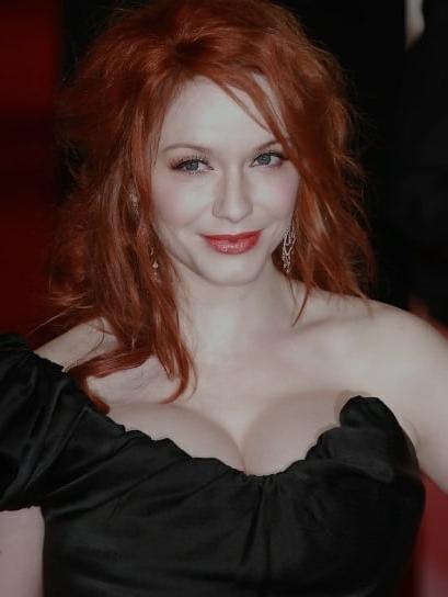 25P CELEBEAUTY CLEAVAGE... CHRISTINA  HENDRICH