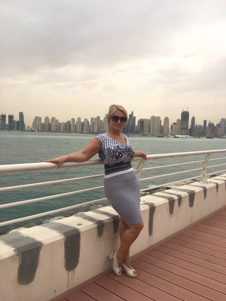 12P Busty Russian Woman 3649