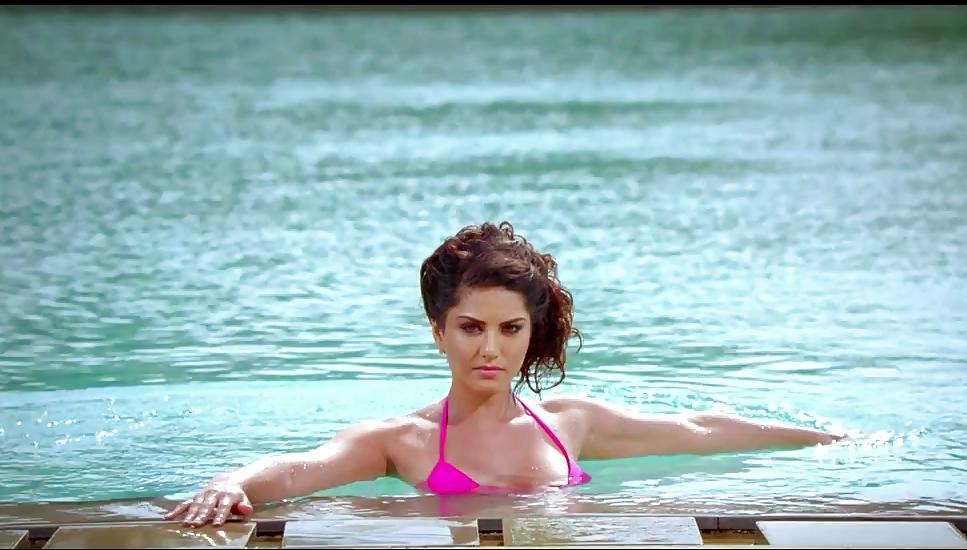10P Sunny Leon pics from Bollywood movie Jism 2