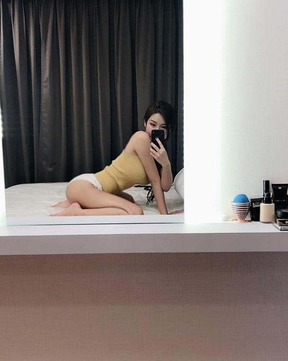25P Insta Babe 27