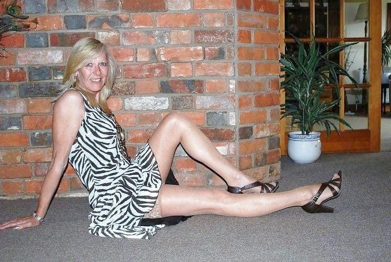 25P Just catch a horny Granny (568)