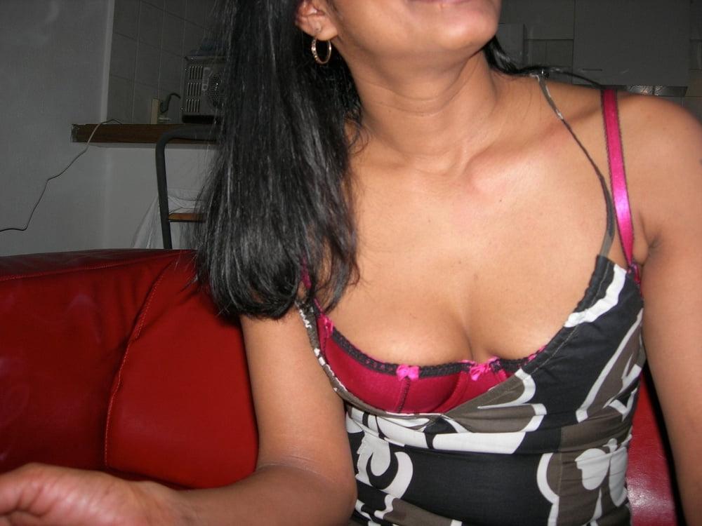 25P voyeur