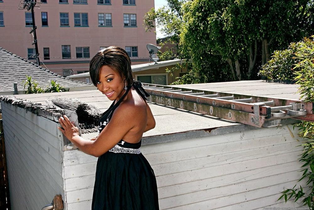 25P black girl