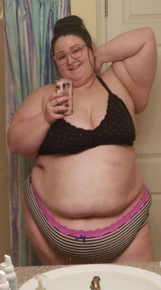16P Bbw mix 936 (In bra)