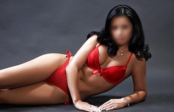 25P Romanian gorgeous escorts