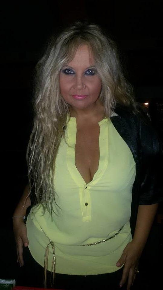 25P Greek Huge Tits MILF vol 2