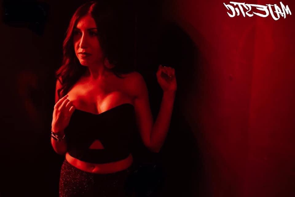 25P Greek Slut Kelly Vol2