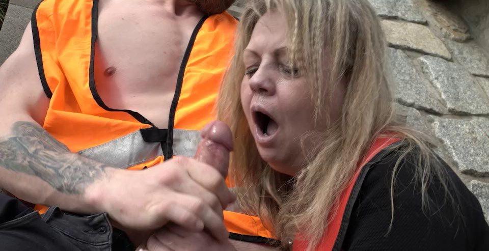 25P 1112. #granny #grandma #mature