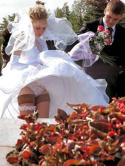 13P Girls in short skirts - 9 (naughty wind, non nude)