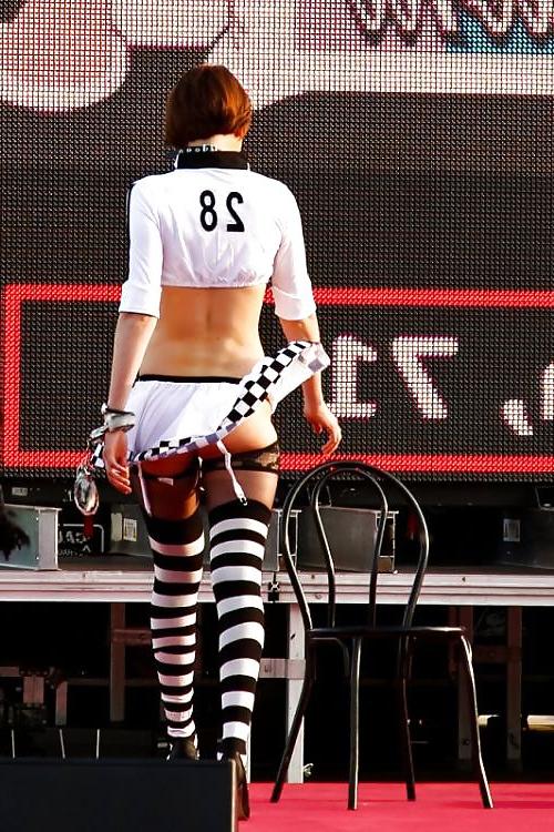 13P Girls in short skirts - 9 (naughty wind, non nude)