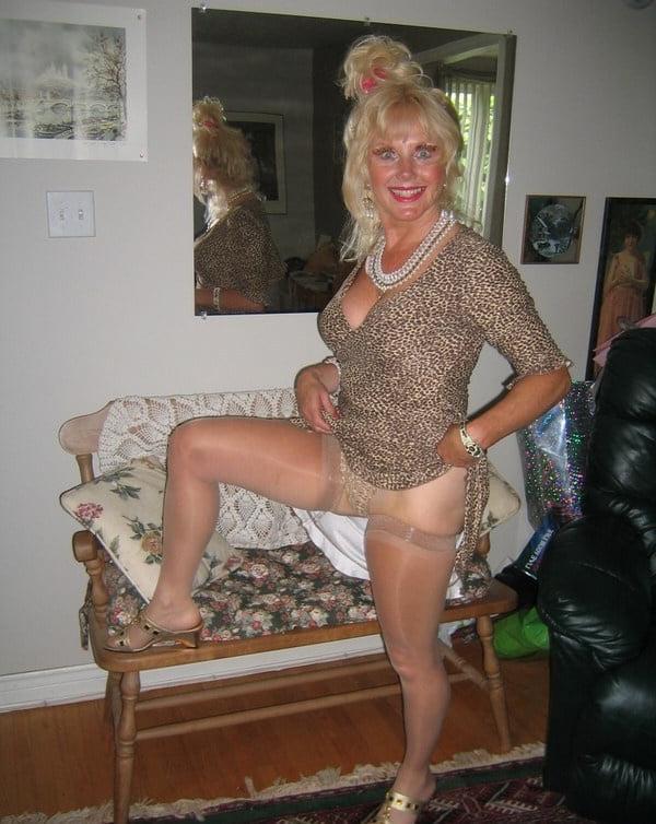 20P SDRUWS2 - RUTH GRANNY IS A FILTHY WHORE