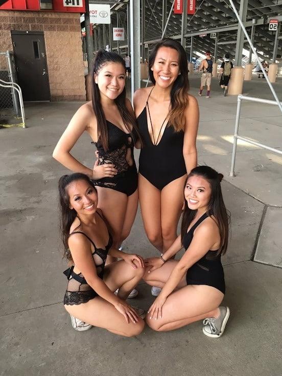 15P MOMS  AND ASIANS